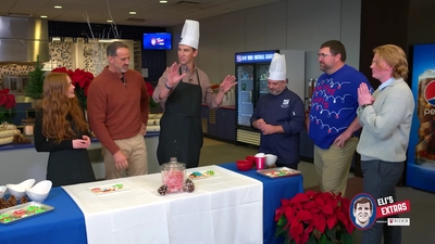 2022-12-22_-_Eli_s_Extras_-_Taylor_Swift_Music_Video_and_Holiday_Cookie_Bake_Off_mp42473.jpg