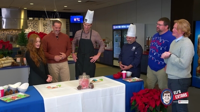 2022-12-22_-_Eli_s_Extras_-_Taylor_Swift_Music_Video_and_Holiday_Cookie_Bake_Off_mp42499.jpg