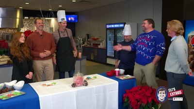 2022-12-22_-_Eli_s_Extras_-_Taylor_Swift_Music_Video_and_Holiday_Cookie_Bake_Off_mp42541.jpg
