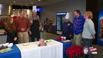 2022-12-22_-_Eli_s_Extras_-_Taylor_Swift_Music_Video_and_Holiday_Cookie_Bake_Off_mp42546.jpg