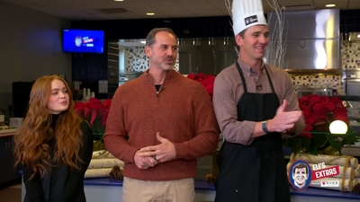 2022-12-22_-_Eli_s_Extras_-_Taylor_Swift_Music_Video_and_Holiday_Cookie_Bake_Off_mp42548.jpg