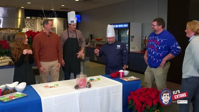 2022-12-22_-_Eli_s_Extras_-_Taylor_Swift_Music_Video_and_Holiday_Cookie_Bake_Off_mp42568.jpg