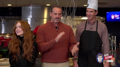 2022-12-22_-_Eli_s_Extras_-_Taylor_Swift_Music_Video_and_Holiday_Cookie_Bake_Off_mp42574.jpg