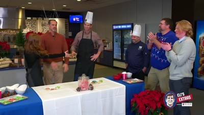 2022-12-22_-_Eli_s_Extras_-_Taylor_Swift_Music_Video_and_Holiday_Cookie_Bake_Off_mp42579.jpg