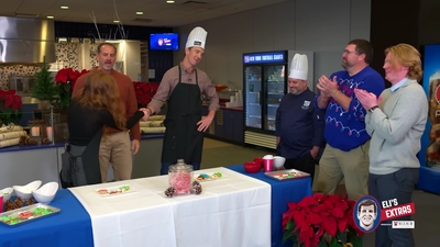 2022-12-22_-_Eli_s_Extras_-_Taylor_Swift_Music_Video_and_Holiday_Cookie_Bake_Off_mp42580.jpg