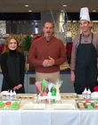 Filename=2022-12-22_-_Eli_s_Extras_-_Taylor_Swift_Music_Video_and_Holiday_Cookie_Bake_Off_mp42240.jpg
Filesize=860KiB
Dimensions=1920x1080
Date added=Dec 23, 2022 2022-12-22_-_Eli_s_Extras_-_Taylor_Swift_Music_Video_and_Holiday_Cookie_Bake_Off_mp42240.jpg