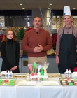 Filename=2022-12-22_-_Eli_s_Extras_-_Taylor_Swift_Music_Video_and_Holiday_Cookie_Bake_Off_mp42241.jpg
Filesize=869KiB
Dimensions=1920x1080
Date added=Dec 23, 2022 2022-12-22_-_Eli_s_Extras_-_Taylor_Swift_Music_Video_and_Holiday_Cookie_Bake_Off_mp42241.jpg