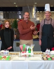 Filename=2022-12-22_-_Eli_s_Extras_-_Taylor_Swift_Music_Video_and_Holiday_Cookie_Bake_Off_mp42243.jpg
Filesize=874KiB
Dimensions=1920x1080
Date added=Dec 23, 2022 2022-12-22_-_Eli_s_Extras_-_Taylor_Swift_Music_Video_and_Holiday_Cookie_Bake_Off_mp42243.jpg