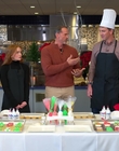 Filename=2022-12-22_-_Eli_s_Extras_-_Taylor_Swift_Music_Video_and_Holiday_Cookie_Bake_Off_mp42246.jpg
Filesize=845KiB
Dimensions=1920x1080
Date added=Dec 23, 2022 2022-12-22_-_Eli_s_Extras_-_Taylor_Swift_Music_Video_and_Holiday_Cookie_Bake_Off_mp42246.jpg