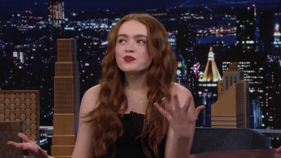 2023-01-13_-_The_Tonight_Show_Starring_Jimmy_Fallon_1_mp40156.jpg