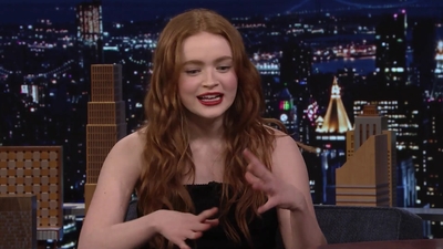 2023-01-13_-_The_Tonight_Show_Starring_Jimmy_Fallon_1_mp40229.jpg