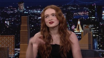 2023-01-13_-_The_Tonight_Show_Starring_Jimmy_Fallon_1_mp40234.jpg