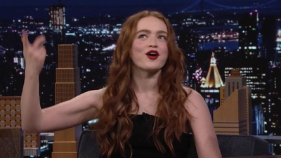 2023-01-13_-_The_Tonight_Show_Starring_Jimmy_Fallon_1_mp40235.jpg