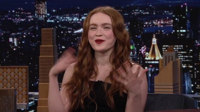 2023-01-13_-_The_Tonight_Show_Starring_Jimmy_Fallon_1_mp40345.jpg