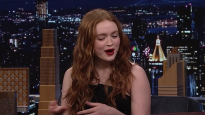 2023-01-13_-_The_Tonight_Show_Starring_Jimmy_Fallon_1_mp40346.jpg