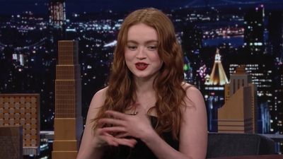 2023-01-13_-_The_Tonight_Show_Starring_Jimmy_Fallon_1_mp40356.jpg