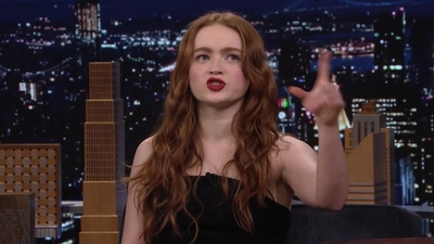 2023-01-13_-_The_Tonight_Show_Starring_Jimmy_Fallon_1_mp40369.jpg