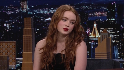 2023-01-13_-_The_Tonight_Show_Starring_Jimmy_Fallon_1_mp40404.jpg