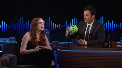 2023-01-13_-_The_Tonight_Show_Starring_Jimmy_Fallon_1_mp40574.jpg