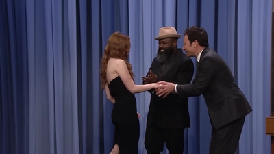 2023-01-13_-_The_Tonight_Show_Starring_Jimmy_Fallon_2_mp40719.jpg