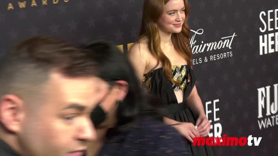 2023-01-15_-_Critics_Choice_Awards_1_mp45177.jpg