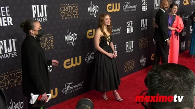 2023-01-15_-_Critics_Choice_Awards_1_mp45180.jpg