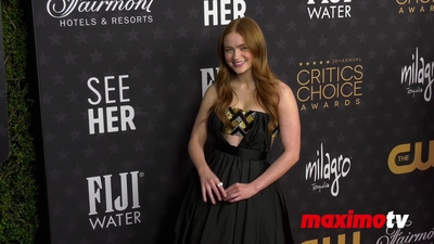 2023-01-15_-_Critics_Choice_Awards_1_mp45218.jpg