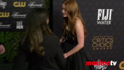2023-01-15_-_Critics_Choice_Awards_1_mp45220.jpg