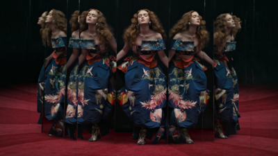 Screenshot_2023-02-23_at_09-27-34_Sadie_Mirrors_15_sec_16x9_2023-01-31_mp4_from_Jonas_Akerlund_Film_on_Vimeo.png