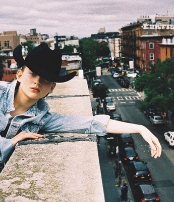 VoguePortugal_282029.jpg