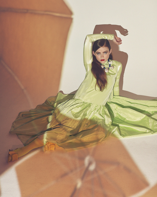 GREEN_284929.jpg