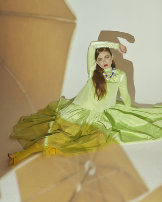 GREEN_285129.jpg