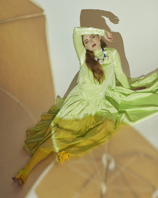 GREEN_285829.jpg
