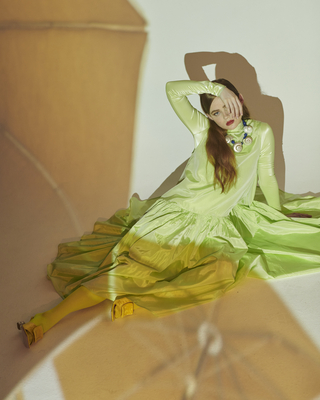 GREEN_285929.jpg