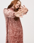 Filename=S03_2851629.jpg
Filesize=1669KiB
Dimensions=1248x2000
Date added=Jul 28, 2025 S03_2851629.jpg